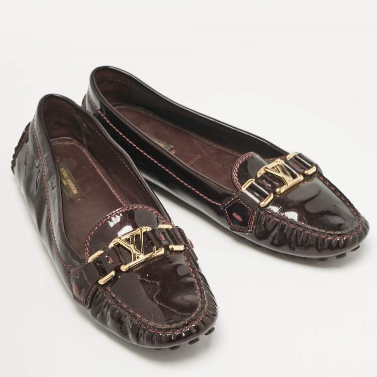 Pre Owned Louis Vuitton Brown Patent Leather Oxford Loafers Size 39