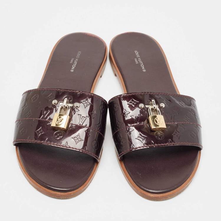 مملوكة مسبقًا Louis Vuitton Burgundy Patent Leather Lock It Flat Sandals Size 40