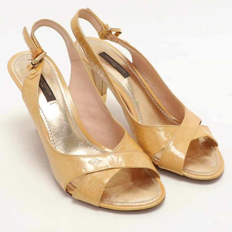 Pre Owned Louis Vuitton Beige Monogram Vernis Patent Slingback Sandals Size 37