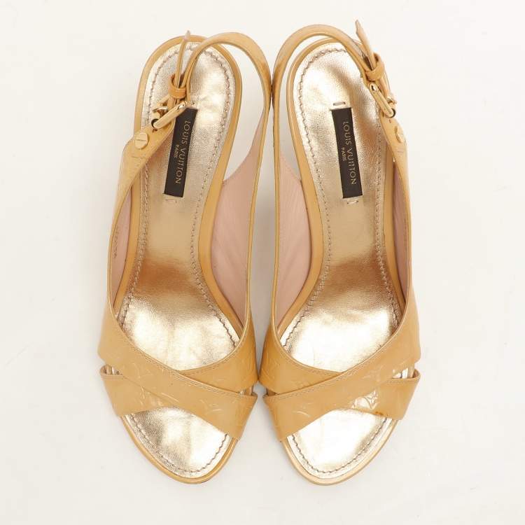 Pre Owned Louis Vuitton Beige Monogram Vernis Patent Slingback Sandals Size 37