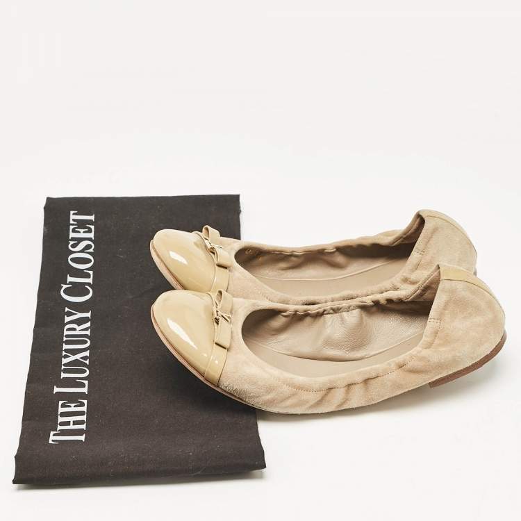 Pre Owned Louis Vuitton Beige Patent Leather and Suede Elba Scrunch Ballet Flats Size 37