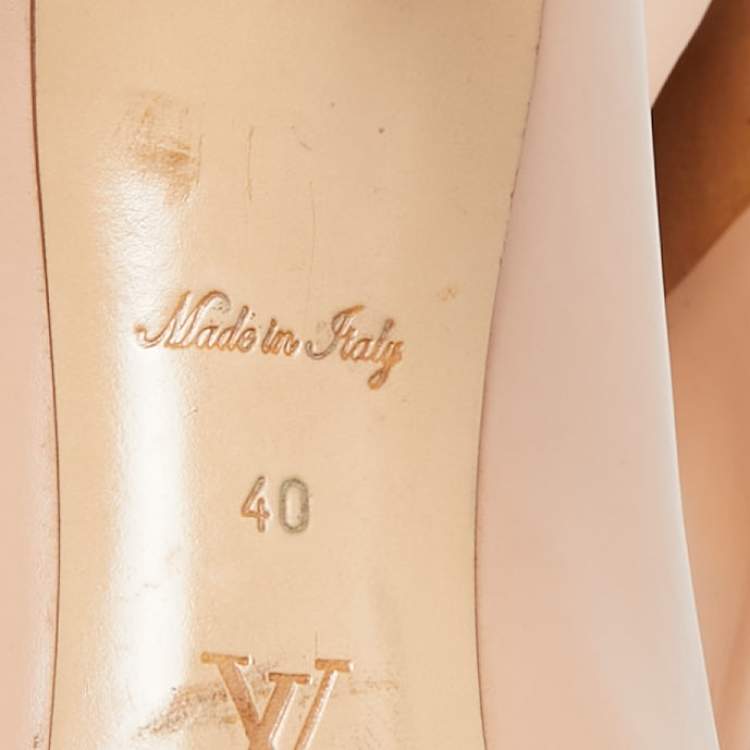 Pre Owned Louis Vuitton Beige Leather Heart Breaker Pumps Size 40