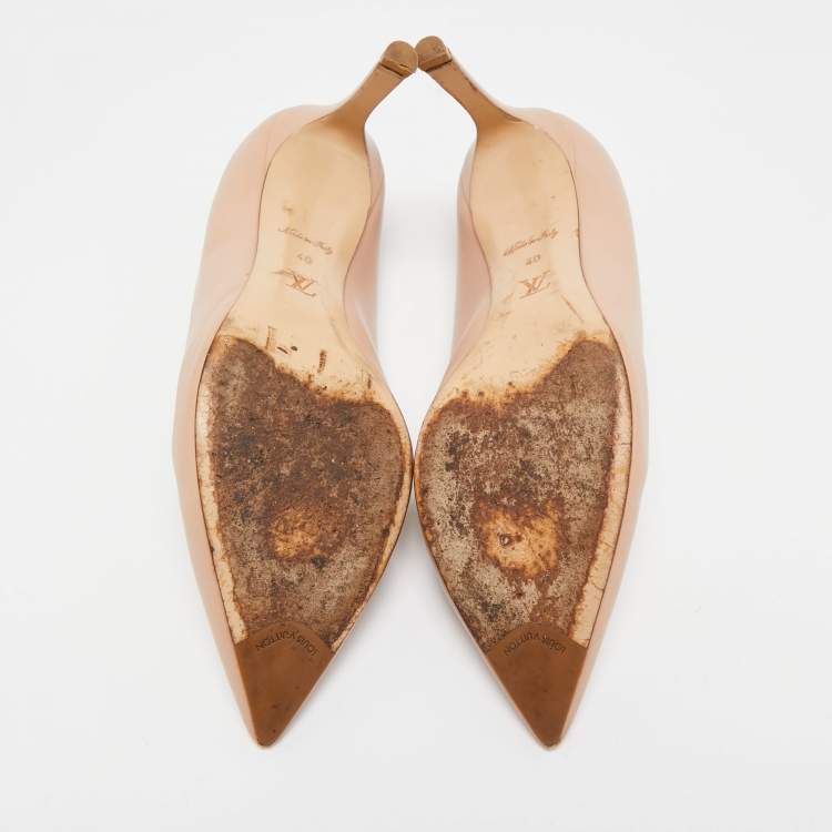 Pre Owned Louis Vuitton Beige Leather Heart Breaker Pumps Size 40