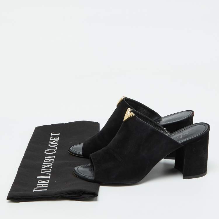 Pre Owned Louis Vuitton Black Suede Bahiana Block Heel Mules Size 39