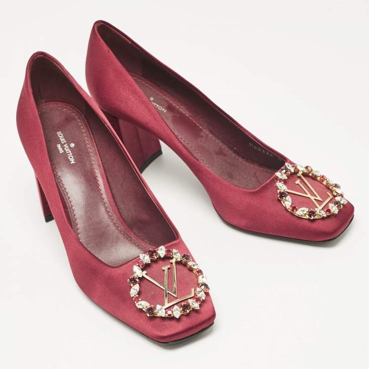Pre Owned Louis Vuitton Burgundy Satin Crystal Embellished Madeleine Pumps Size 38