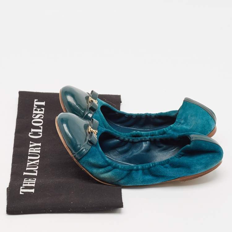 Pre Owned Louis Vuitton Green Patent Leather and Suede Elba Ballet Flats Size 37.5