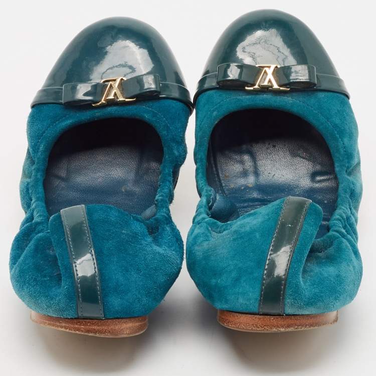 Pre Owned Louis Vuitton Green Patent Leather and Suede Elba Ballet Flats Size 37.5