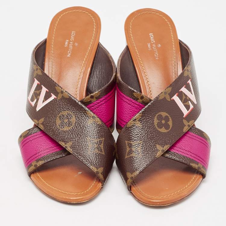 Pre Owned Louis Vuitton Brown/Pink Canvas Panorama Slide Sandals Size 38.5