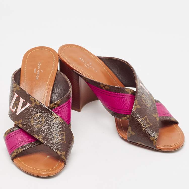 Pre Owned Louis Vuitton Brown/Pink Canvas Panorama Slide Sandals Size 38.5