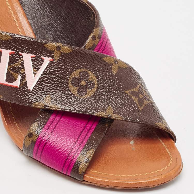 Pre Owned Louis Vuitton Brown/Pink Canvas Panorama Slide Sandals Size 38.5