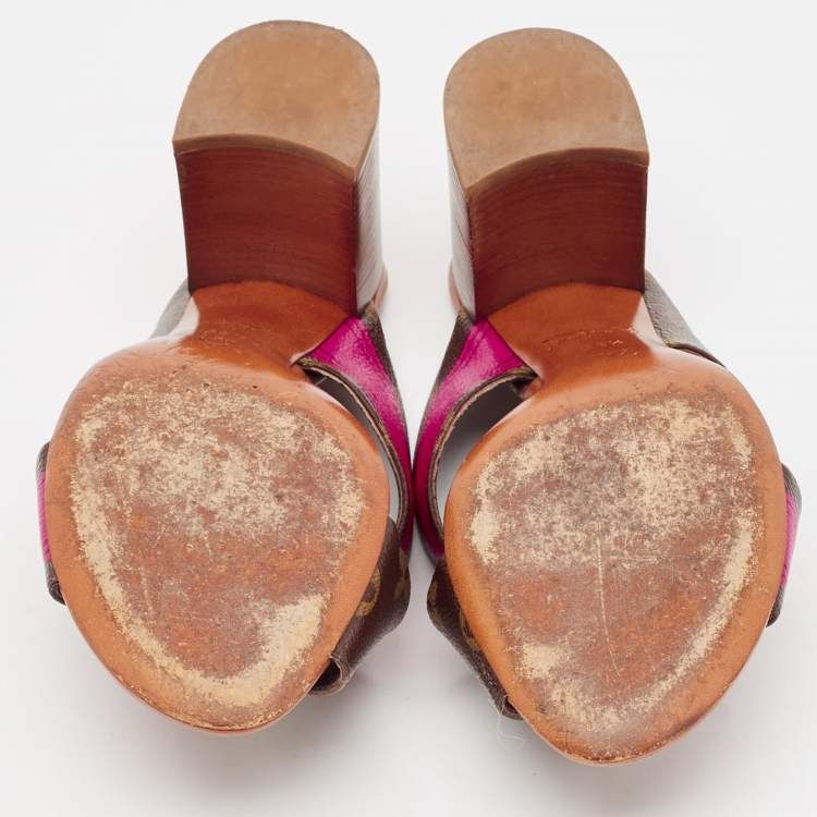 Pre Owned Louis Vuitton Brown/Pink Canvas Panorama Slide Sandals Size 38.5