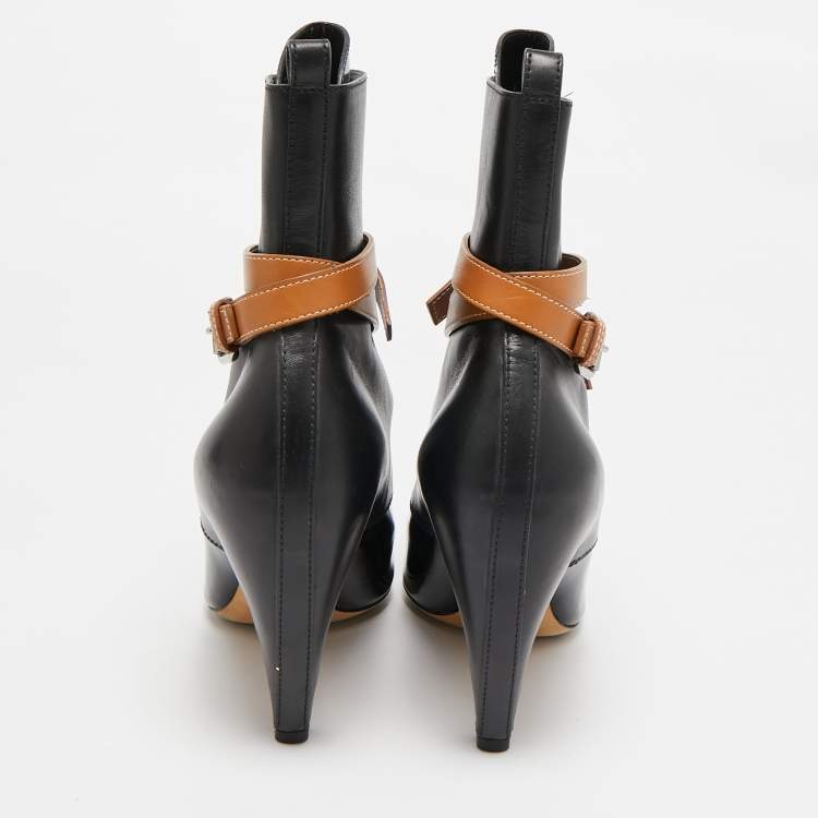 Pre Owned Louis Vuitton Black/Brown Leather and Patent Leather Ankle Length Boots Size 38