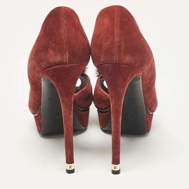 Pre Owned Louis Vuitton Burgundy Suede and Mink Fur D'orsay Platform Pumps Size 37.5