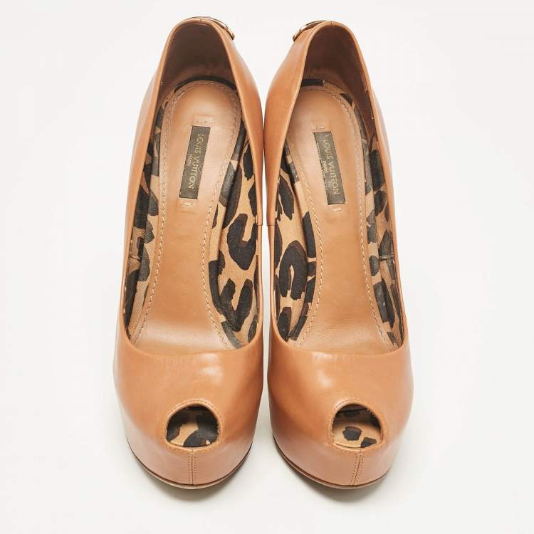 Pre Owned Louis Vuitton Brown Leather Oh Really! Peep Toe Platform Pumps Size 37.5