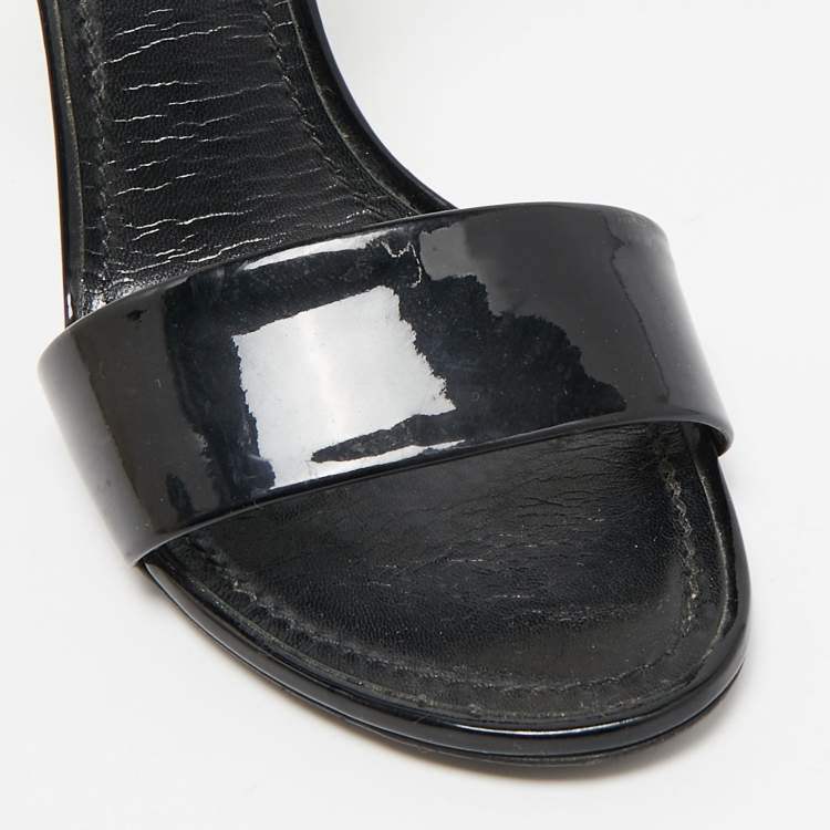 Pre Owned Louis Vuitton Black Patent Leather Flower Heel Ankle Strap Sandals Size 39