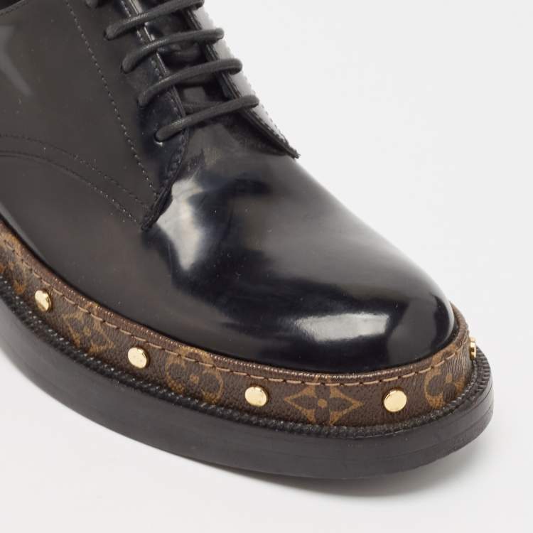 Pre Owned Louis Vuitton Black/Brown Monogram Canvas And Patent Leather Derby Size 39.5