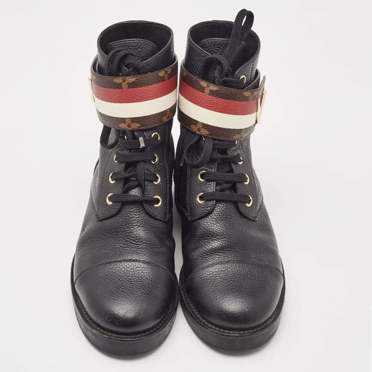 Pre Owned Louis Vuitton Black Leather Wonderland Flat Ranger Combat Boots Size 36