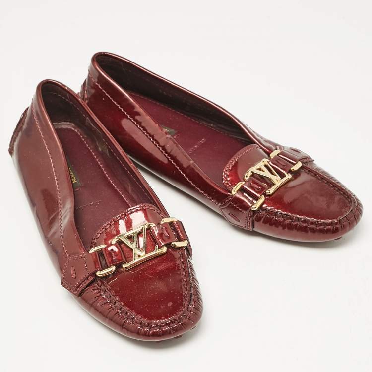 Pre Owned Louis Vuitton Burgundy Patent Leather Oxford Slip On Loafers Size 35.5