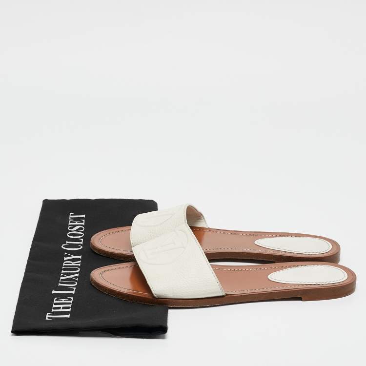 Pre Owned Louis Vuitton White Leather Lock It Flat Slides Size 39