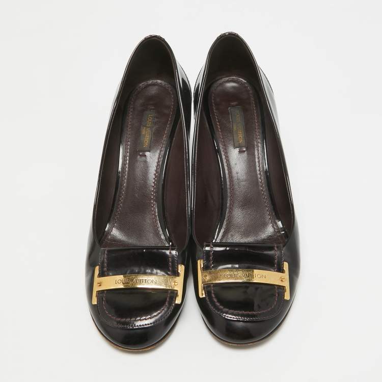 Pre Owned Louis Vuitton Amarante Patent Leather Metal Logo Pumps Size 40