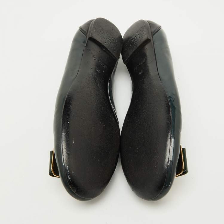 Pre Owned Louis Vuitton Dark Green/Black Patent Leather Bow Ballet Flats Size 36
