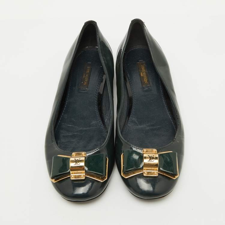 Pre Owned Louis Vuitton Dark Green/Black Patent Leather Bow Ballet Flats Size 36
