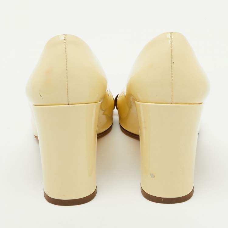 Pre Owned Louis Vuitton Cream Patent Leather Block Heel Pumps Size 38