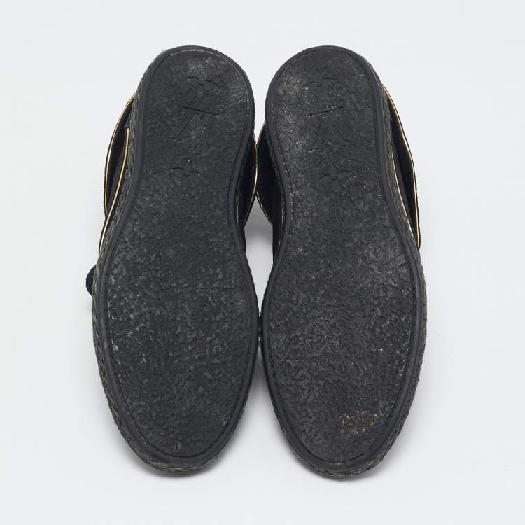 Pre Owned  Louis Vuitton Black Monogram Suede Cape Sneakers Size 36