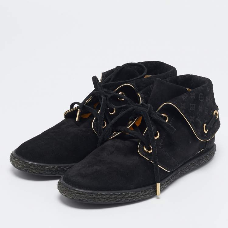 Pre Owned  Louis Vuitton Black Monogram Suede Cape Sneakers Size 36