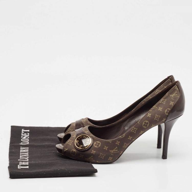 Pre Owned Louis Vuitton Brown Canvas and Patent Leather Judy Peep Toe Pumps Size 38.5