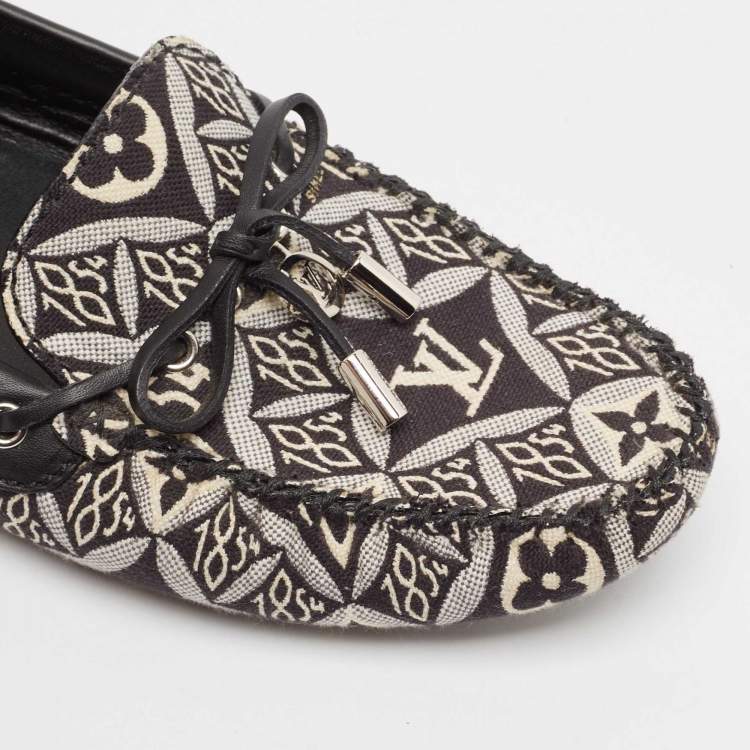 Pre Owned Louis Vuitton Black/White Canvas and Leather Gloria Loafers Size 39.5