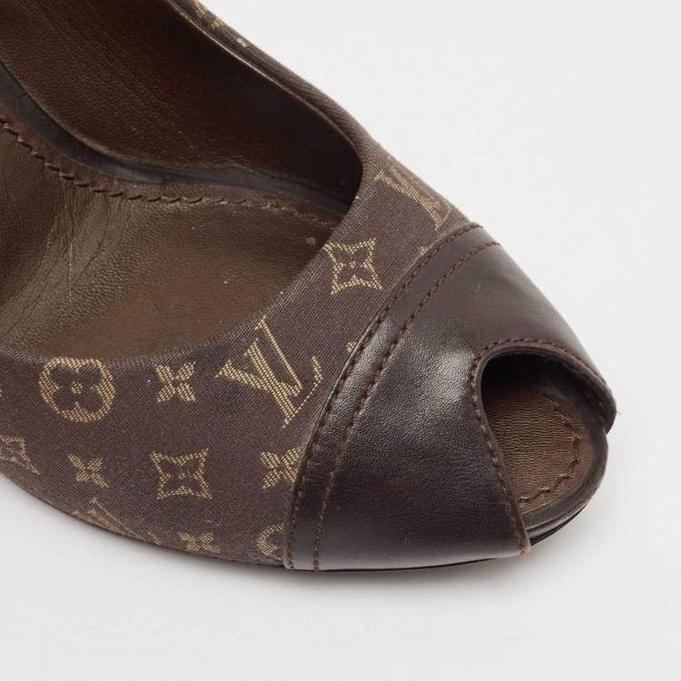 Pre Owned Louis Vuitton Brown Canvas and Leather Mini Lin Peep Toe Pumps Size 38.5