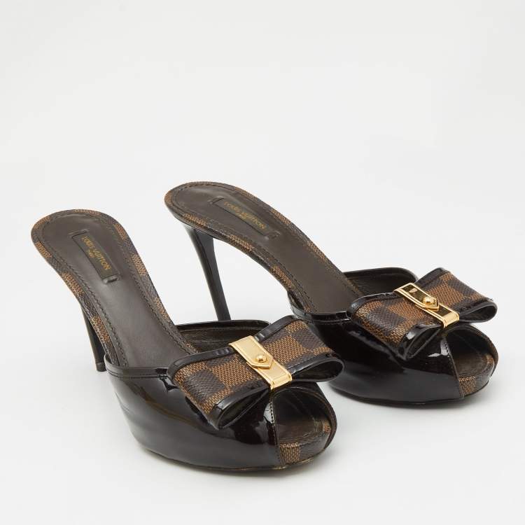 Pre Owned Louis Vuitton Brown Patent Leather and Damier Ebene Bow Slide Sandals Size 39