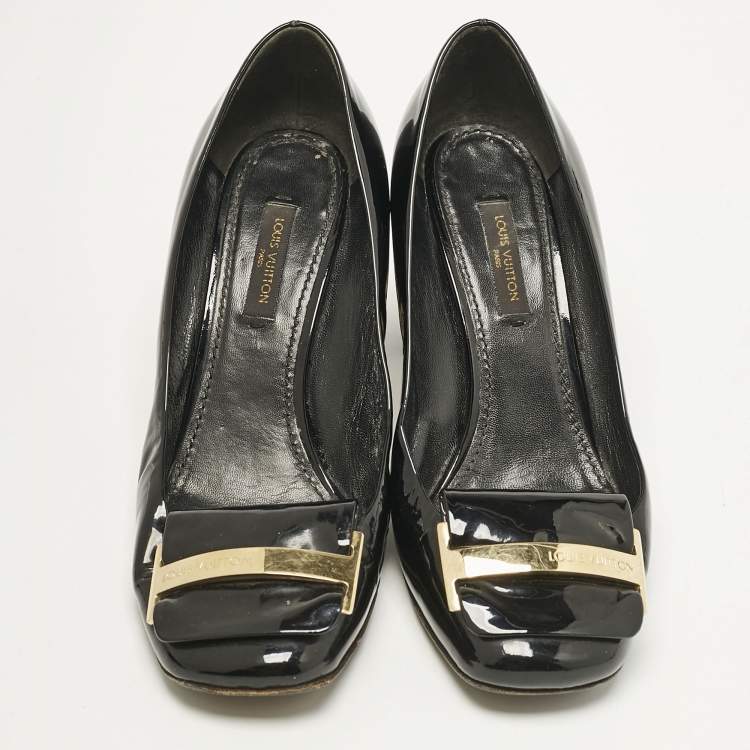 Pre Owned Louis Vuitton Black Patent Leather Round Toe Pumps Size 37
