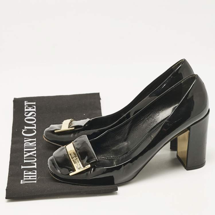 Pre Owned Louis Vuitton Black Patent Leather Round Toe Pumps Size 37