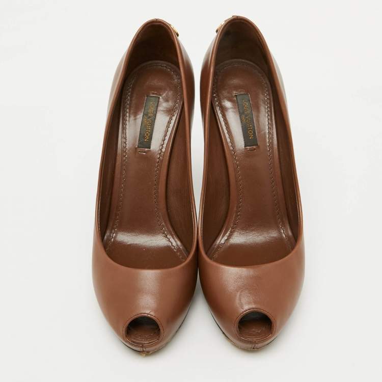 Pre Owned Louis Vuitton Brown Leather Oh Really! Platform Peep Toe Pumps Size 36.5