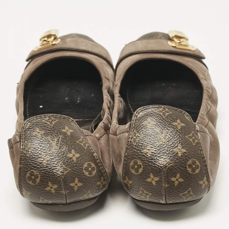 Pre Owned Louis Vuitton Brown Nubuck and Monogram Canvas Lucky Ballet Flats Size 38