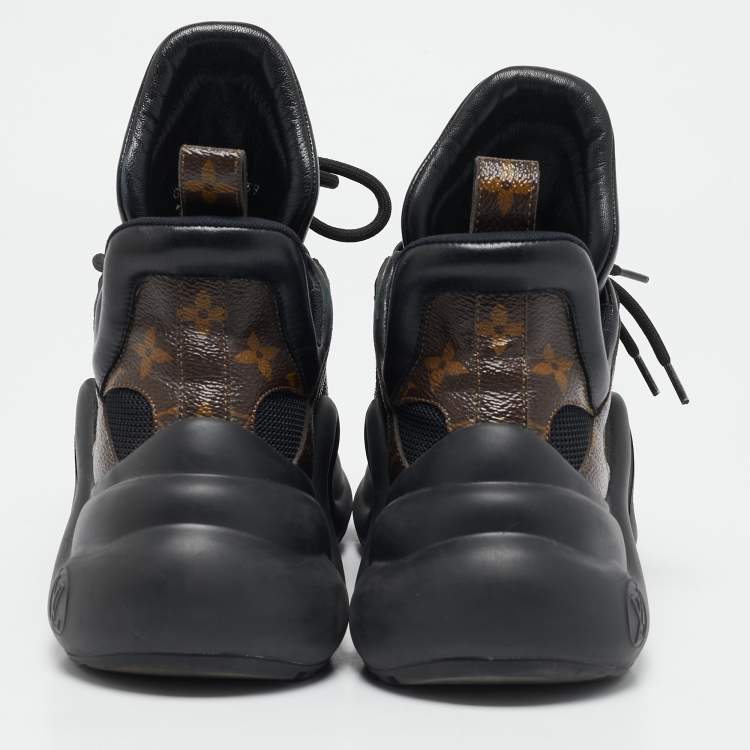 مملوكة مسبقًا Louis Vuitton Black Mesh and Monogram Canvas Archlight Sneakers Size 39