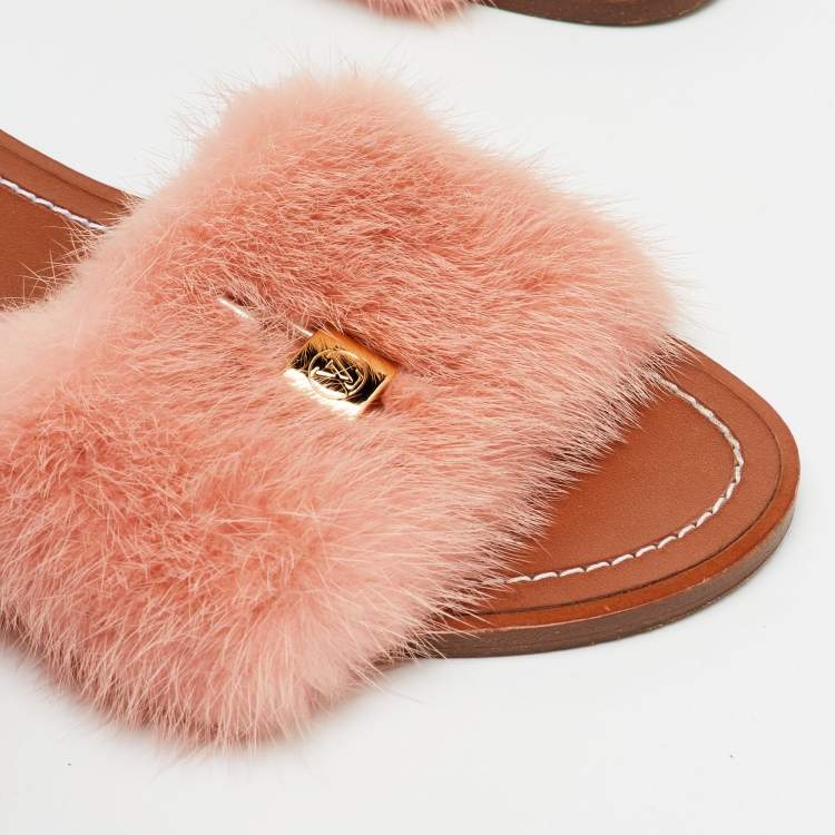 Pre Owned Louis Vuitton Pink Mink Fur Lock It Flat Slide Sandals Size 36