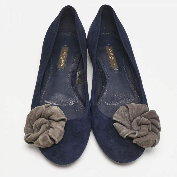 Pre Owned Louis Vuitton Navy Blue Suede Flower Embellished Ballet Flats Size 36.5
