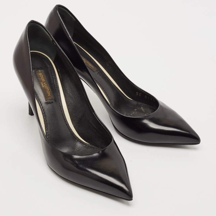 Pre Owned Louis Vuitton Black Patent Leather Eyeline Pumps Size 36.5