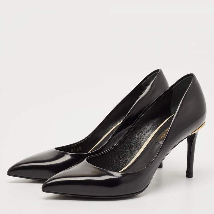 Pre Owned Louis Vuitton Black Patent Leather Eyeline Pumps Size 36.5