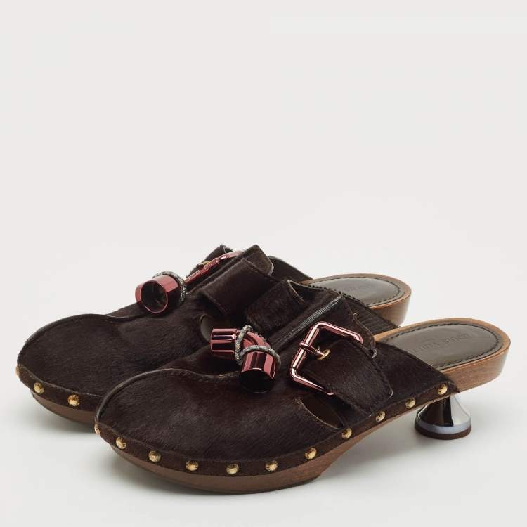 Pre Owned Louis Vuitton Brown Calf Hair Buckle Clogs Size 38