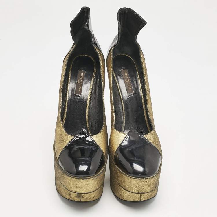 Pre Owned Louis Vuitton Gold/Black Leather and Patent Leather Wedge Pumps Size 38.5