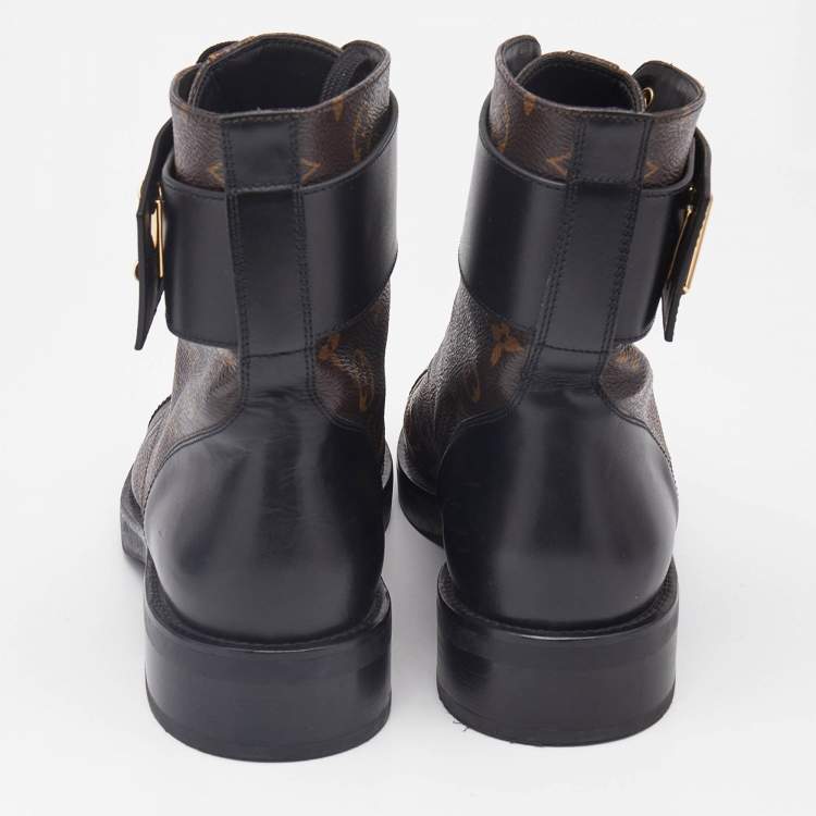 Pre Owned Louis Vuitton Brown/Black Monogram Canvas and Leather Wonderland Flat Ranger Boots Size 40