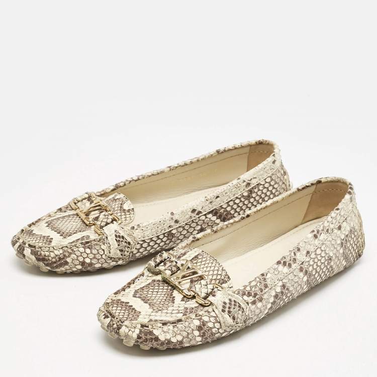 Pre Owned Louis Vuitton Cream Python Monte Carlo Loafers Size 38.5