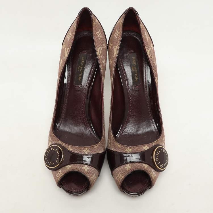 Pre Owned Louis Vuitton Burgundy Mini Lin Canvas and Patent Leather Peep Toe Pumps Size 36