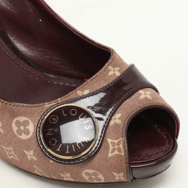 Pre Owned Louis Vuitton Burgundy Mini Lin Canvas and Patent Leather Peep Toe Pumps Size 36