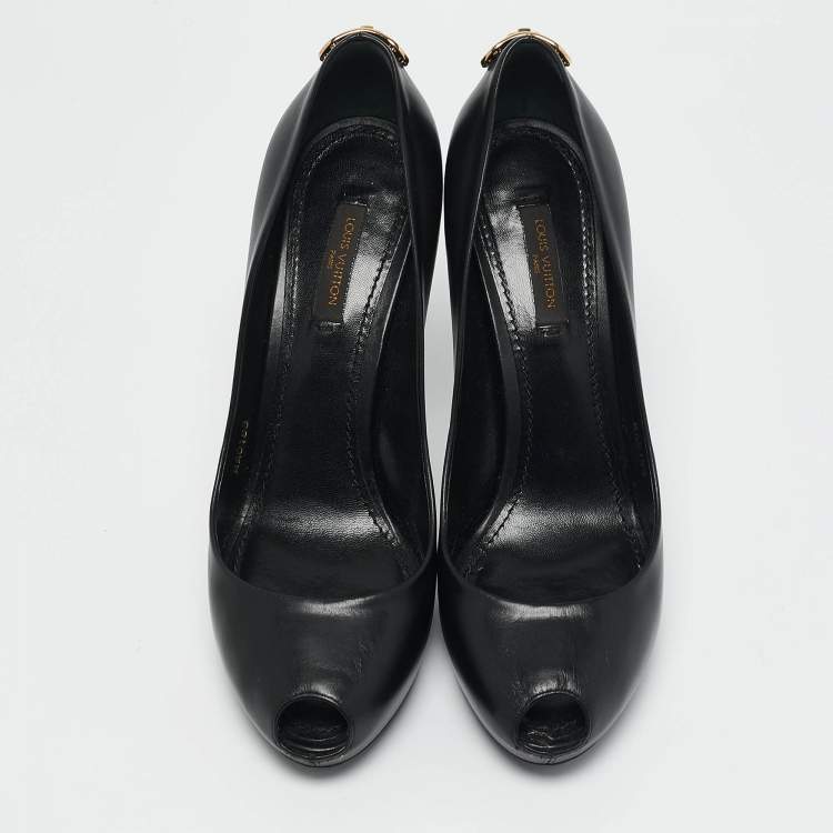 Pre Owned Louis Vuitton Black Leather Oh Really! Pumps Size 38