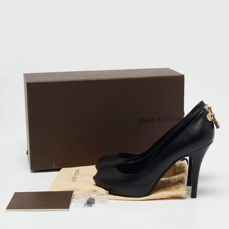Pre Owned Louis Vuitton Black Leather Oh Really! Pumps Size 38